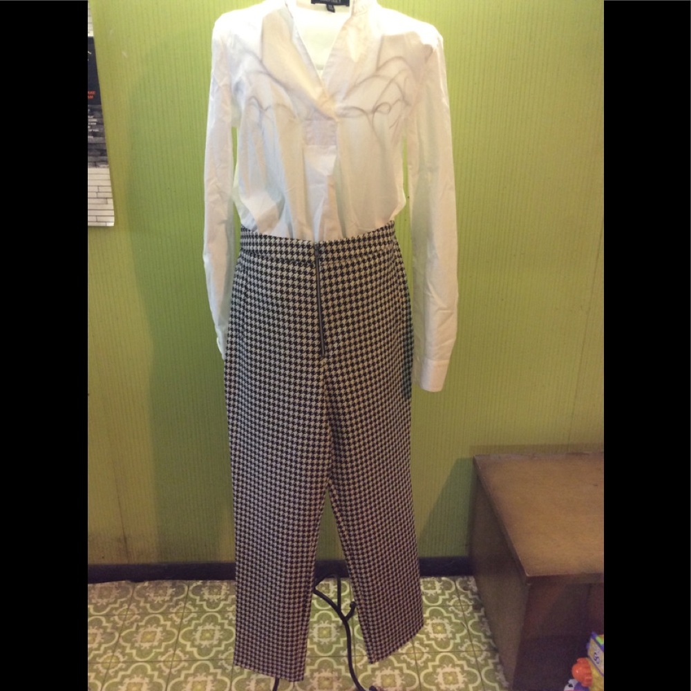 Houndstooth pencil leg dress pants